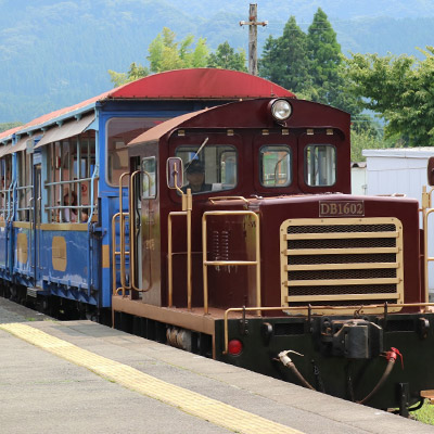 トロッコ列車「ゆうすげ号」画像